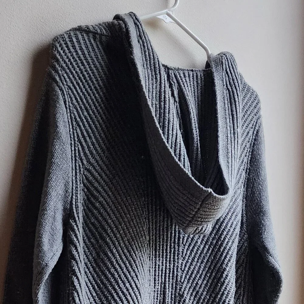 A New Day Gray Open Cardigan Size Medium